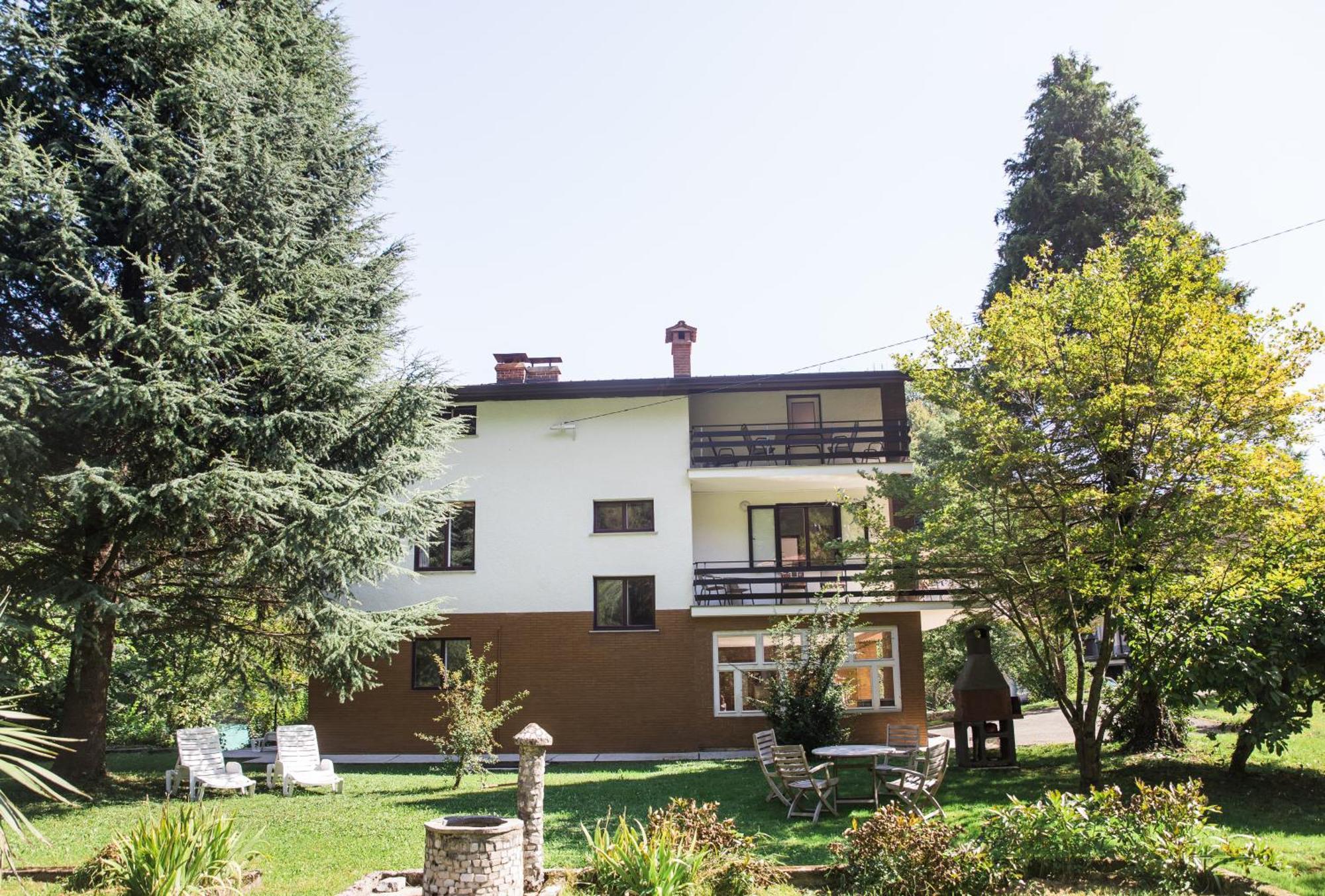 Vila Labod, Unique Villa At The Lake Most Na Soci Exterior photo