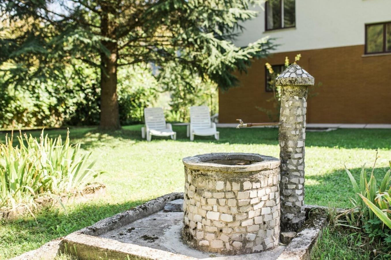 Vila Labod, Unique Villa At The Lake Most Na Soci Exterior photo